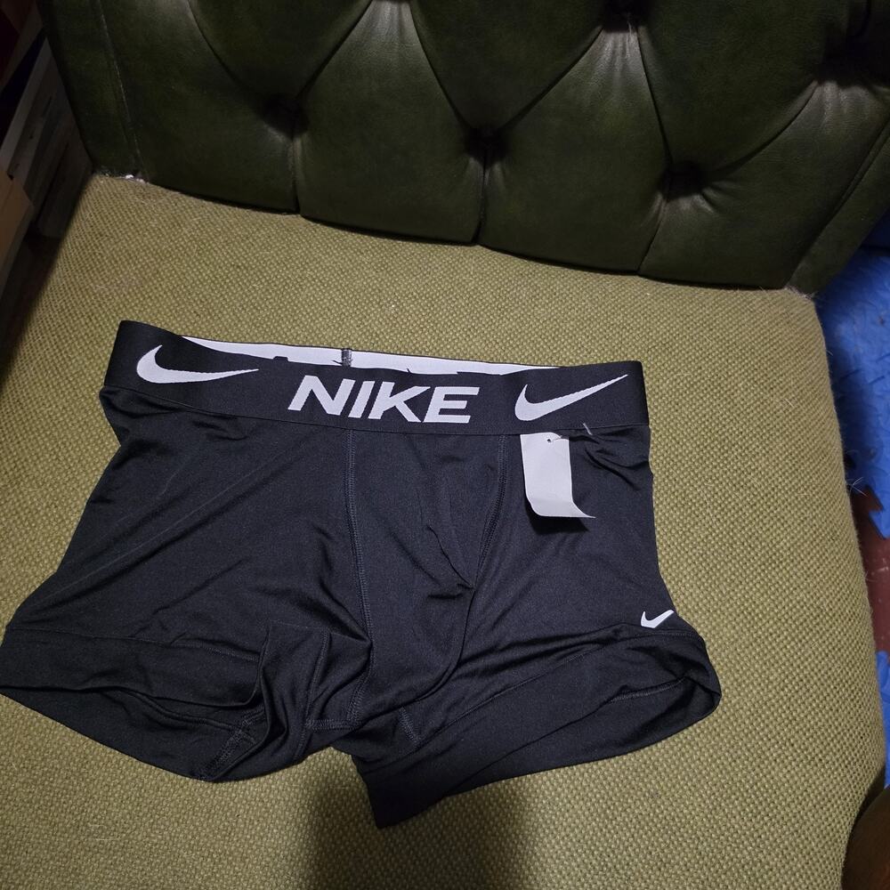 Nike Men's DriFit Size Small Boxer Briefs Black KE1156